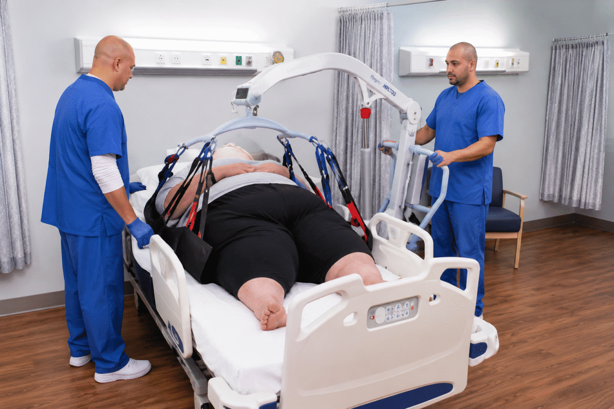 Grúa eléctrica para traslado de pacientes con obesidad