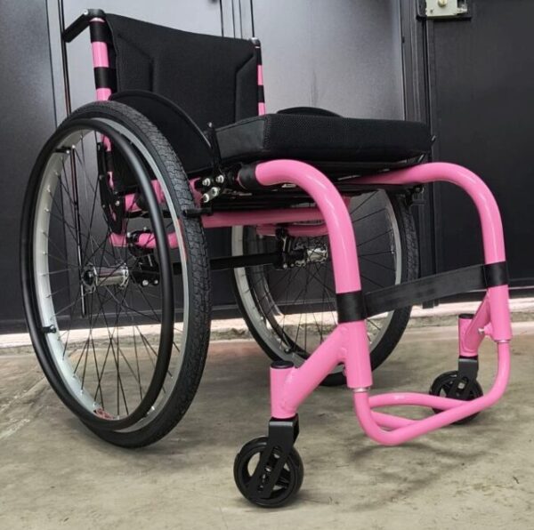 Silla de ruedas de aluminio activa