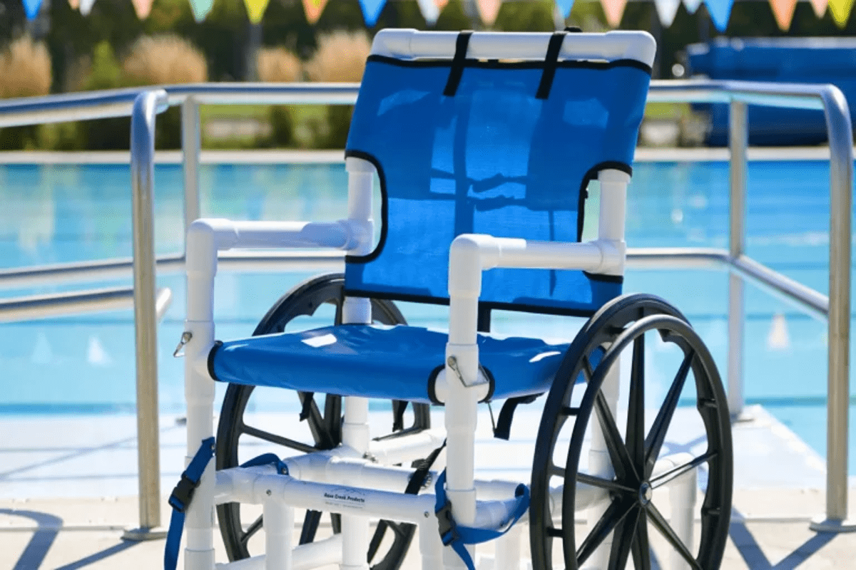 Sillas de acceso a piscina de PVC